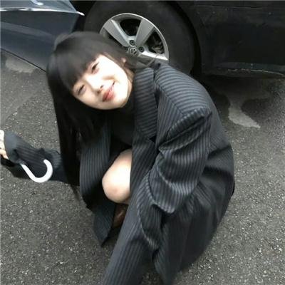 好朋友雪中欢聚