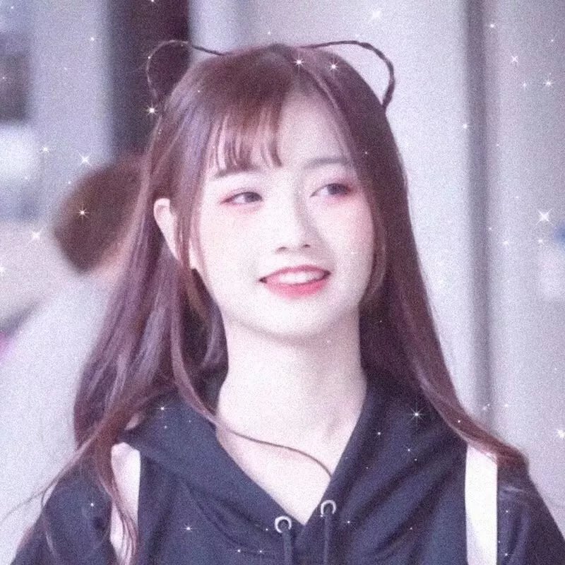 白山茶与黑月光