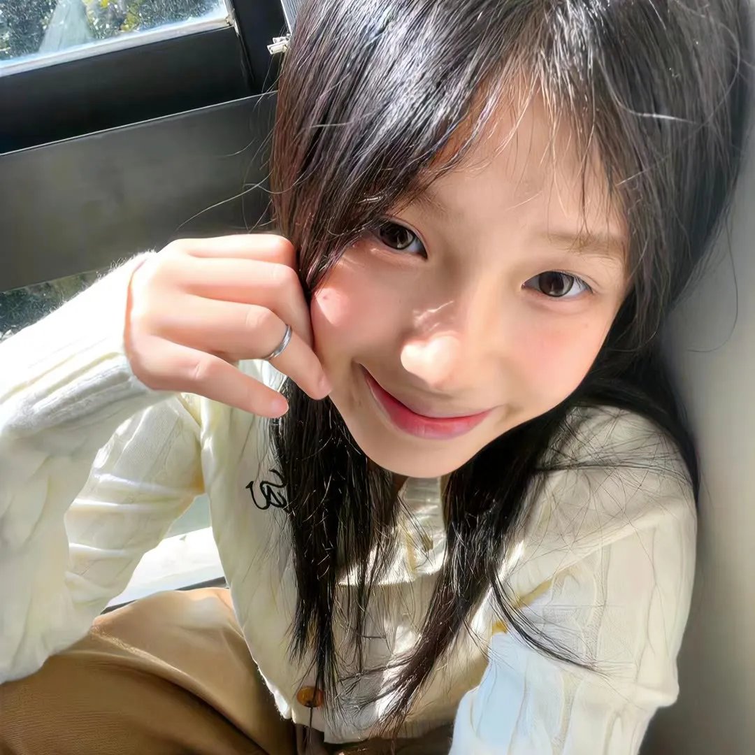 孔雀飞来阿佤山